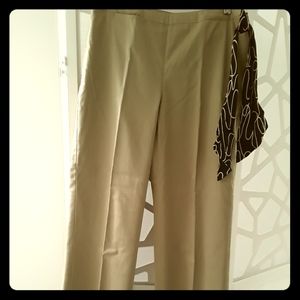 Khaki pants with belt